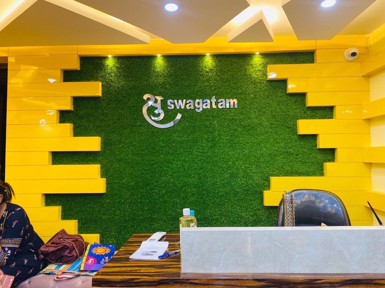 Shop Interior By PSA INTERIO